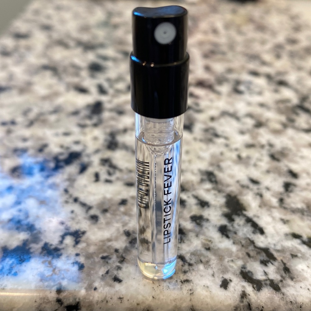 Lipstick Fever perfume